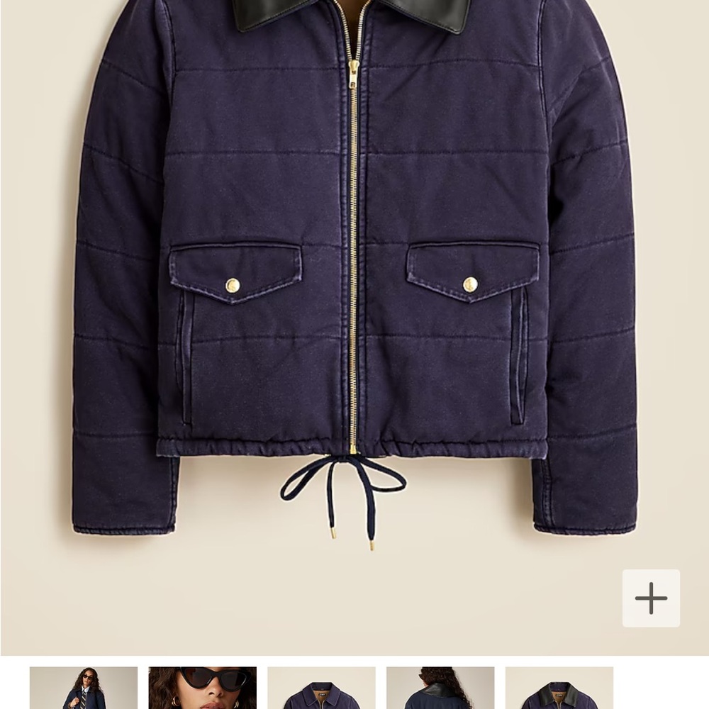 Chic Navy Quilted Jacket with Black Collar